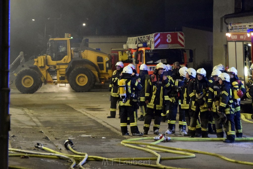 Feuer 2 AVG Koeln Rath Heumar Wikingerstr P060.JPG - Miklos Laubert